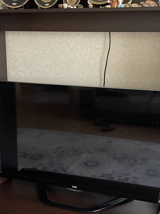 Продам телевизор