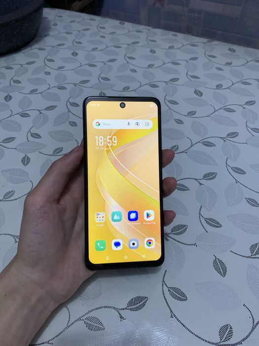 Продам Infinix Smart 8 64gb