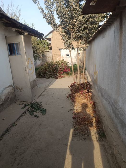 Yer uchaska sotiladi