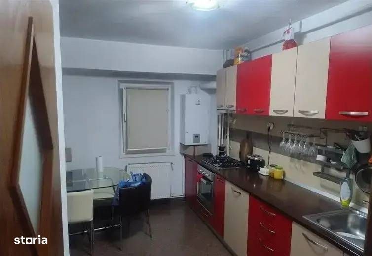 Apartament – București, 13 Septembrie - Mai multe