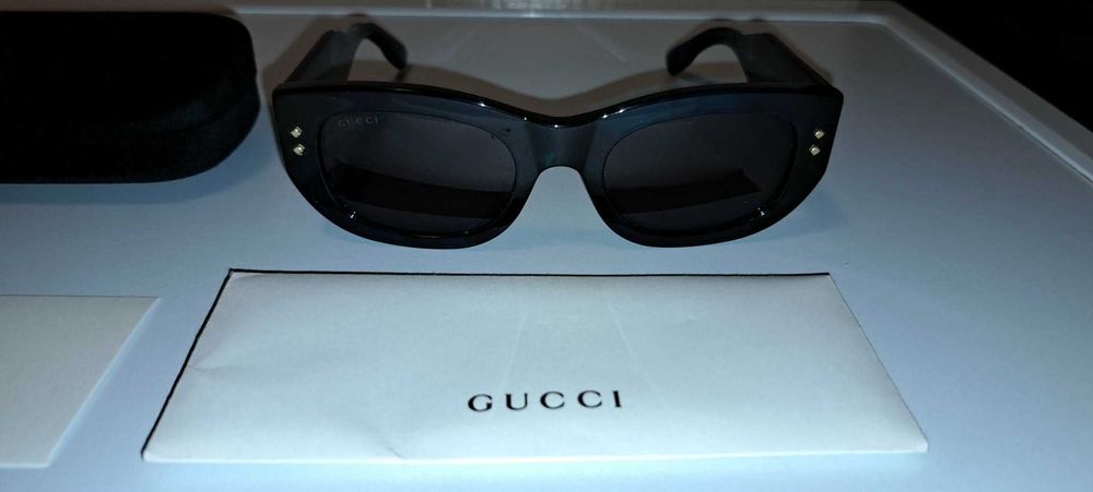 Ochelarii soare de lux Gucci Italia pt Dama produs nou cu eticheta