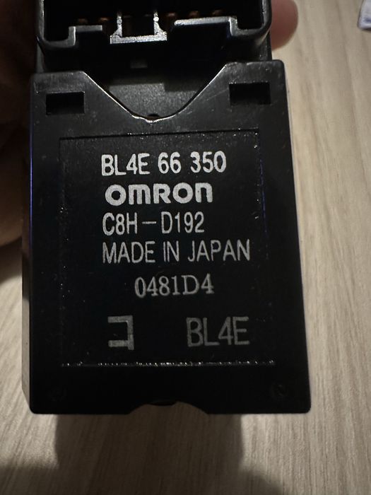 Управляващ блок за стъкла на мазда 323ф