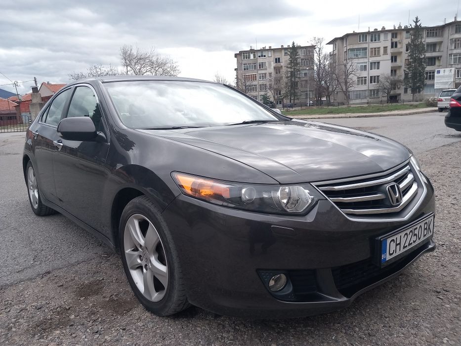 Хонда Акорд 2.2 I - DTEC
