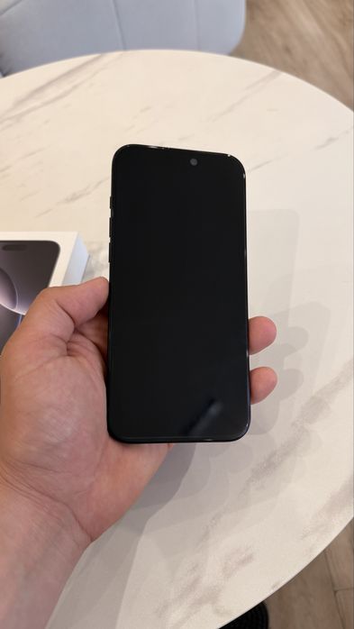 Apple IPhone 16 Pro Max Гаранционен