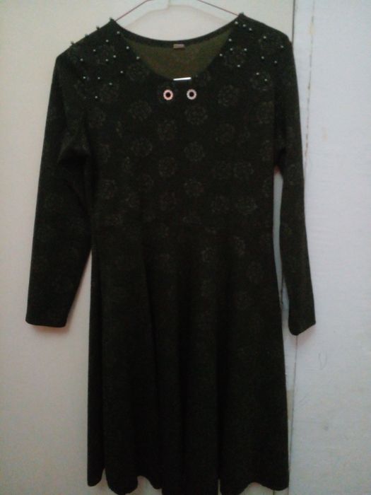 Koynak sotiladi razmer 48  narxi 70.ooo