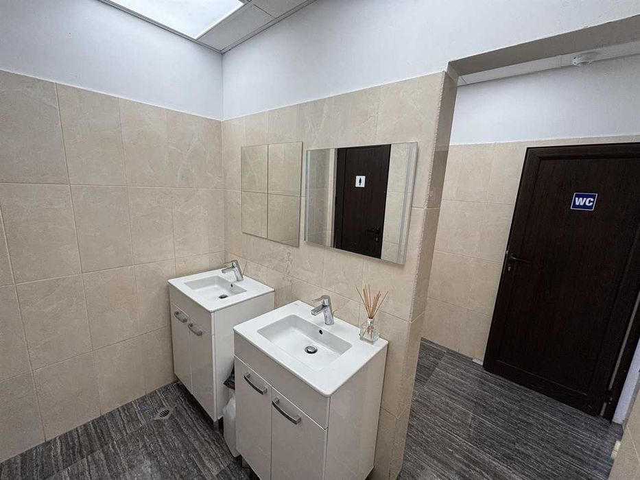 Дава се под наем Офис в София, Младост 2 - 310 кв.м за 3092.13 € - Снимка #6