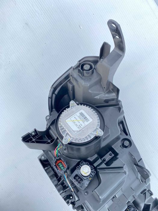 Far stanga complet Renault Alaskan 2020+ Led Pure Vision nou original