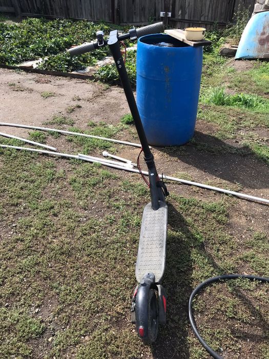 Продам электросамокат