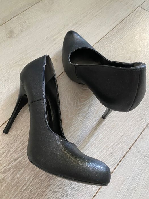 Дамски елегантни обувки - Нови!