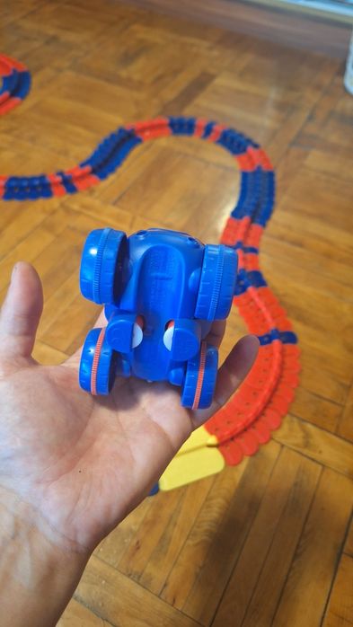 Traseu cu spider-man.