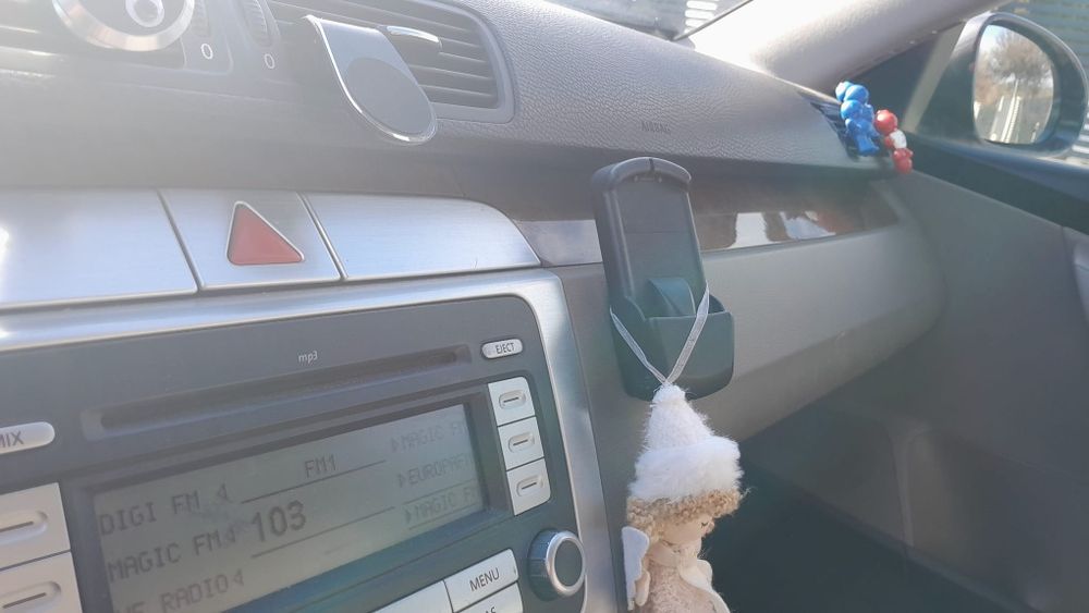 VW Passat B6 2.0 TDI – 140 CP