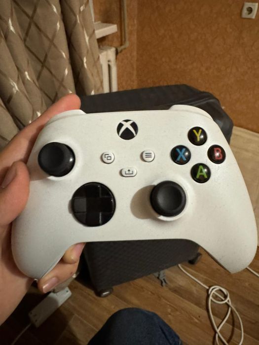 СРОЧНО Продается xbox series s