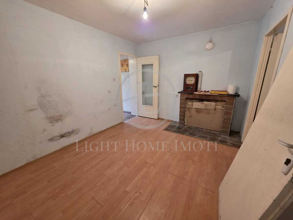 Реф. 2967 Къща / Тип Вила /  Двор