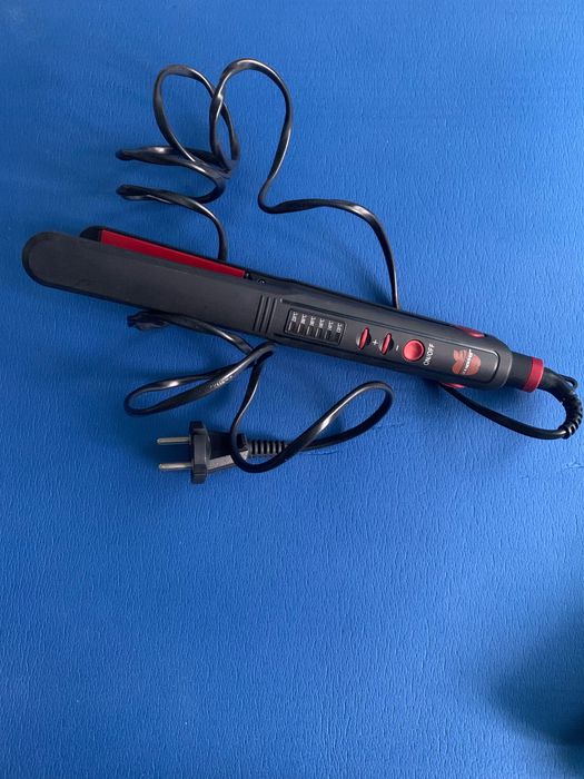 Преса за коса ,маша и четка Philips с различни приставки