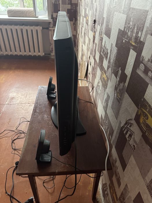 Телевизор LG состояние хорошое