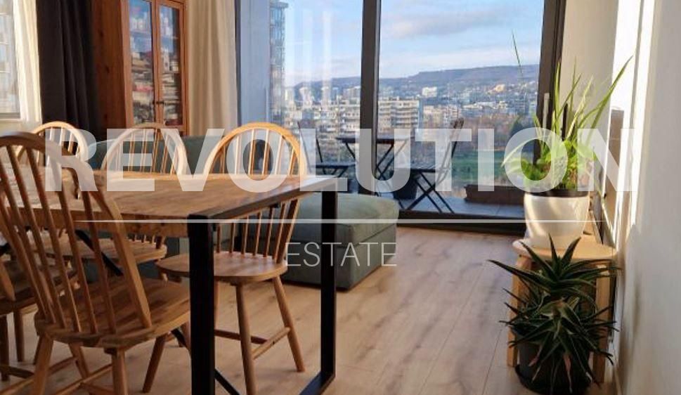 Дава се под наем Двустаен апартамент в Варна, Чайка - 65 кв.м за 797.64 € - Снимка #1