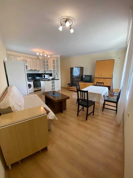 Дава се под наем Тристаен апартамент в Бургас, Славейков - 80 кв.м за 250 € - Снимка #13