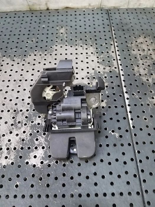 Broasca haion skoda fabia 3 5e 5e0827505