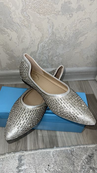 Продаются женские туфли, балетки