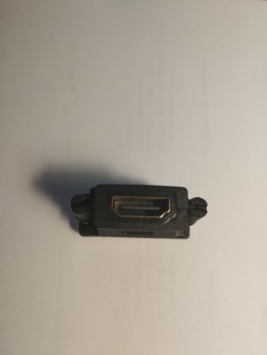 Adaptor de la HDMI la DVI