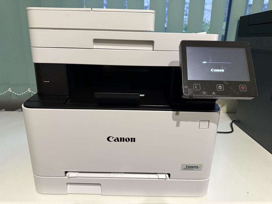Canon i-sensys mf655cdw в гаранция до декември 2028