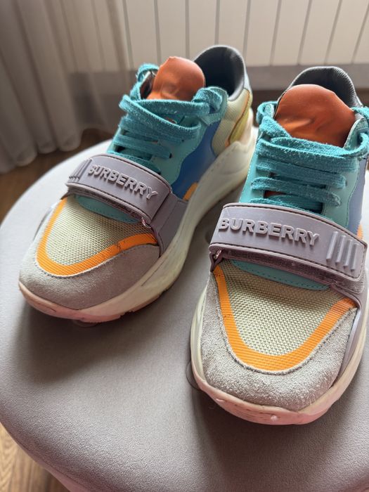 Оригинални обувки