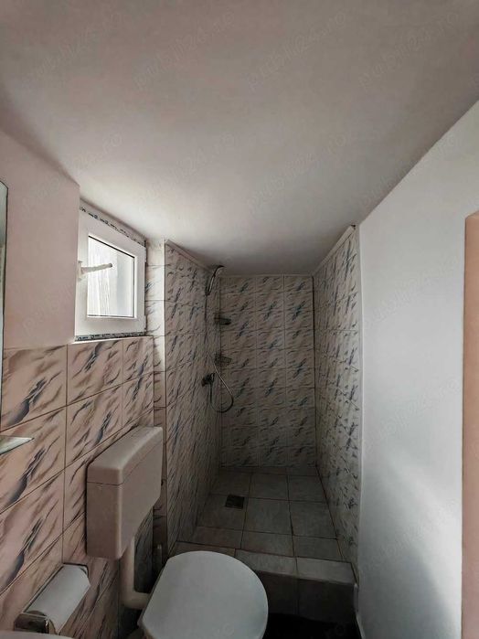 Proprietar Garsonieră 28mp, renovată, zonă Coiciu (central), liniștită 350 lună (tot inclus)