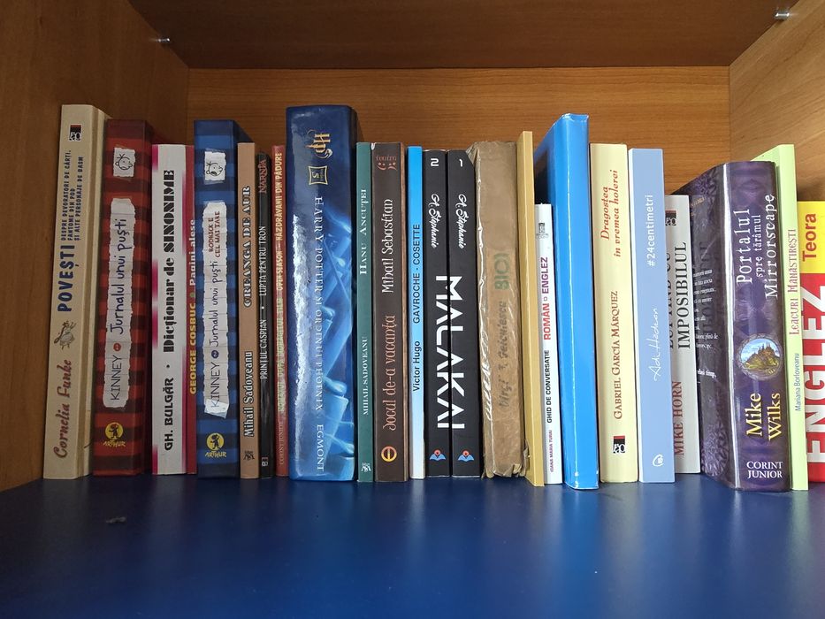 Cărți colecții ,  in condiții excelente