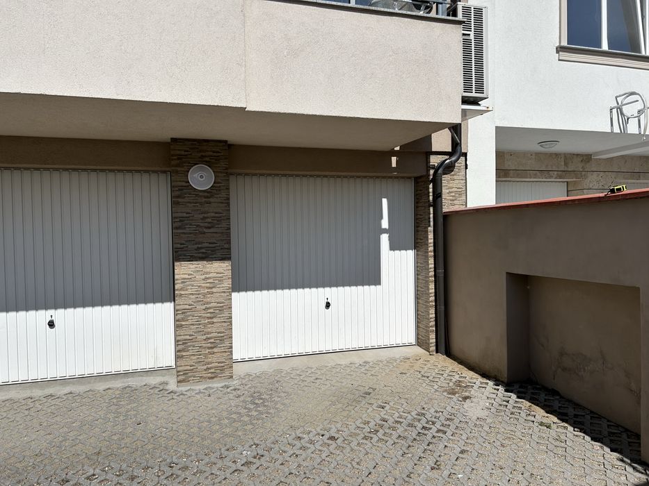 Дава се под наем Гараж / Паркомясто в Пазарджик, Руски - 15 кв.м за 100 € - Снимка #1