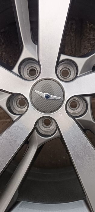 Hyundai Genesis GV-70 GV-80 Диск с шиной в комплекте.