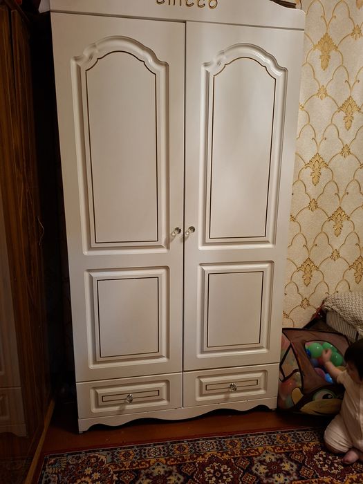 Detskiy bolalar shkafi