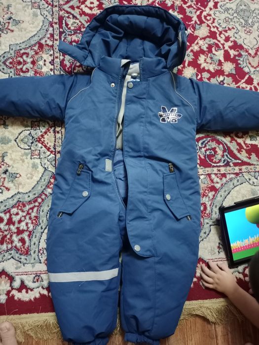 Продам комбинезон для мальчика