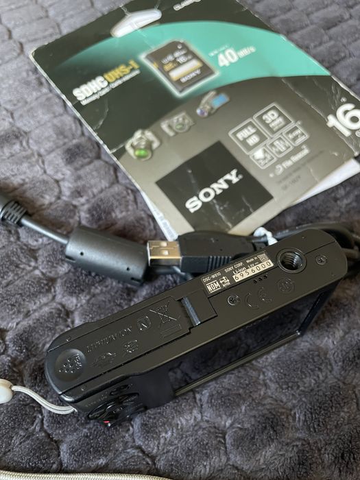 Aparat Foto Digital SONY Cyber-Shot Steadyshot DSC-W810 Black 20.1 MP