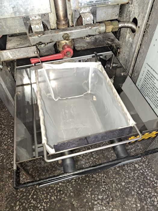 Фритюрник професионален FALCON  с филтрираща система