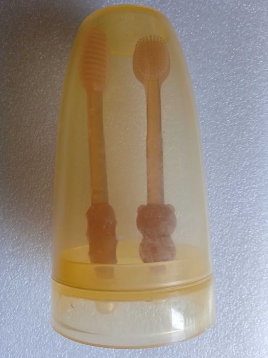 Бебешка силиконова четка за зъби 2 броя