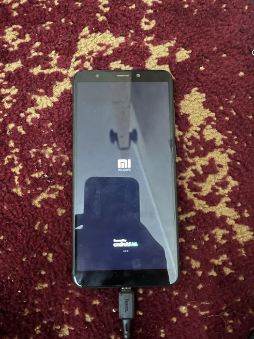 Продается срочно телефон redmi 5