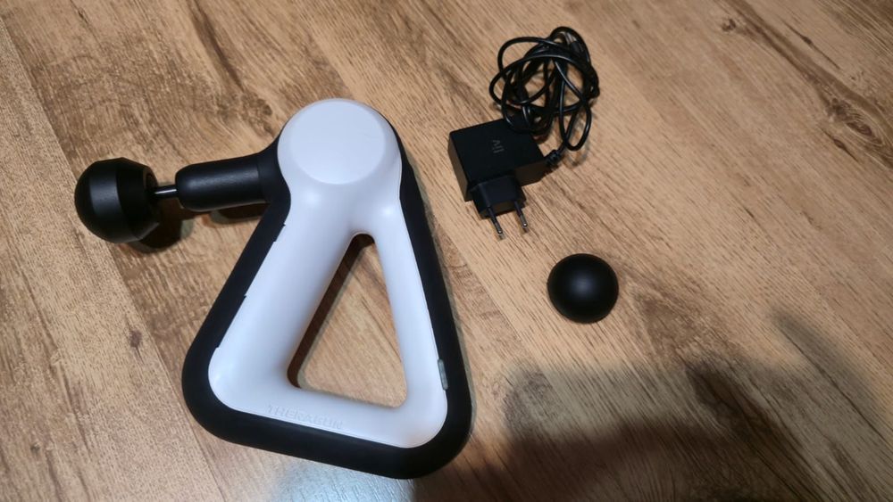 Aparat Profesional Pt Masaj Theragun Liv 16 mm Therabody Impecabil