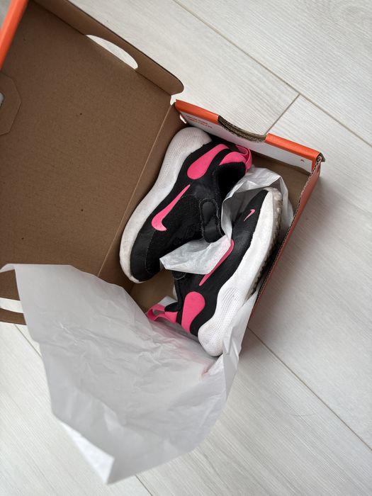 Маратонки Nike Revolution 7