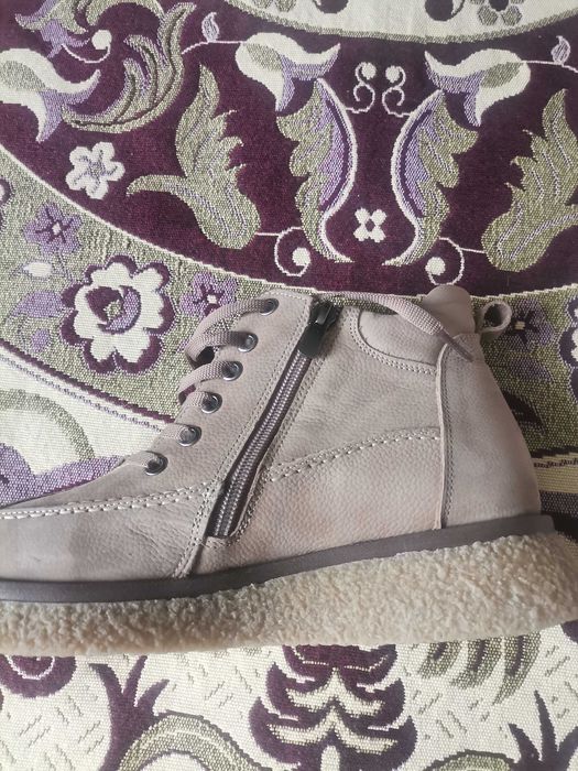 Продам обувь.Турция