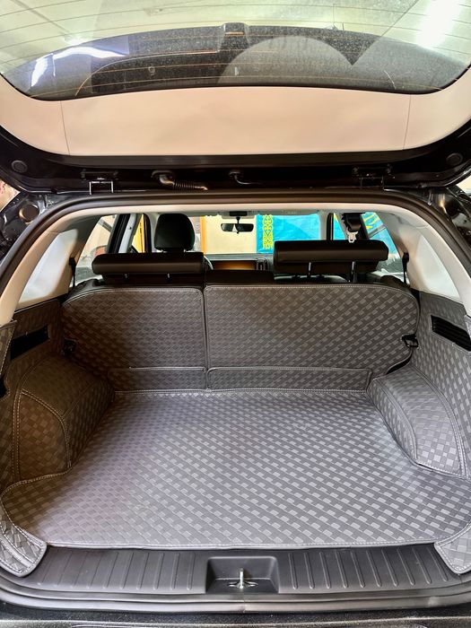 Авто полик в салон авто