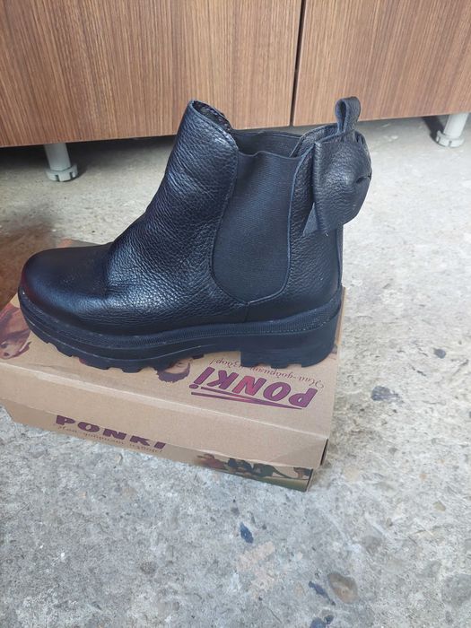 Боти черни естествена кожа