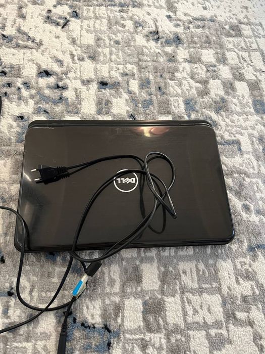 DELL NOUTBOOK  kafolatli