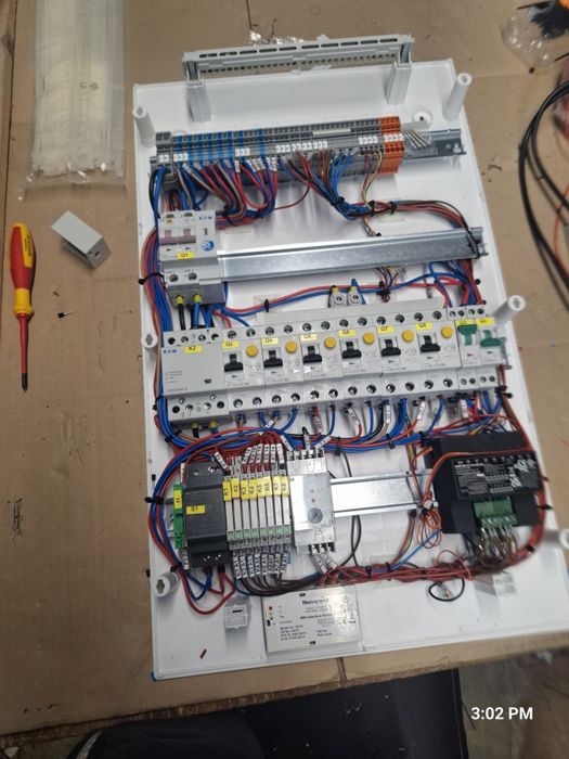 Electrician autorizat ANRE - Brasov + urgente (case/apartamente)