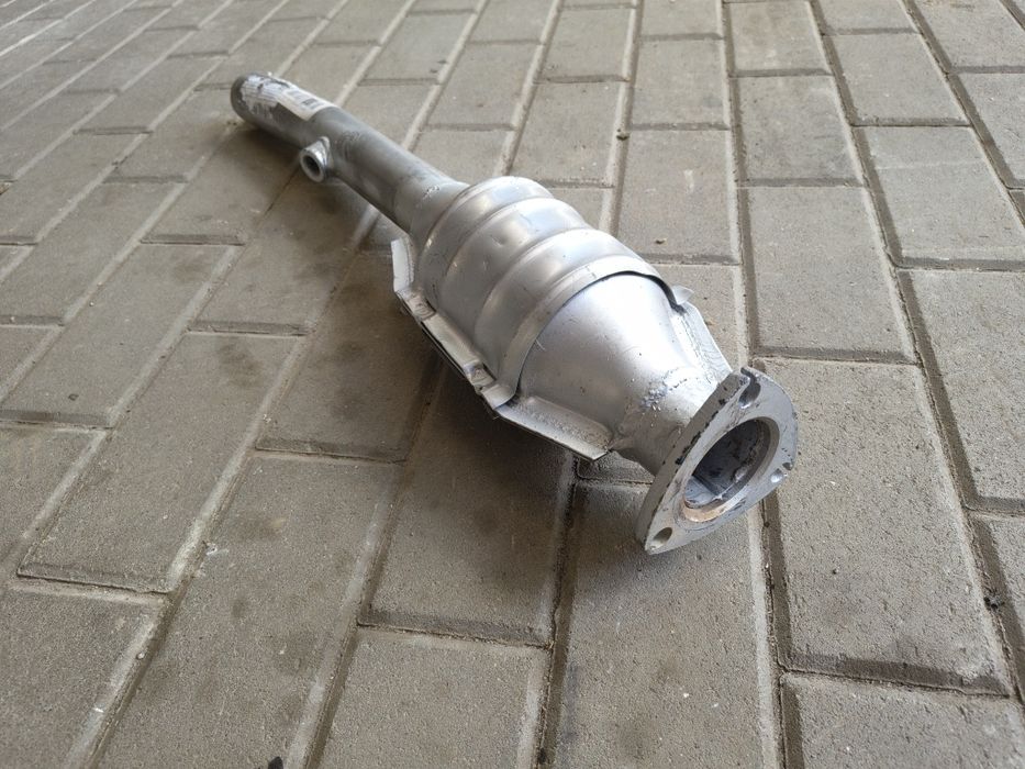 Catalizator eșapament mijloc golf 4 1.6 16v azd