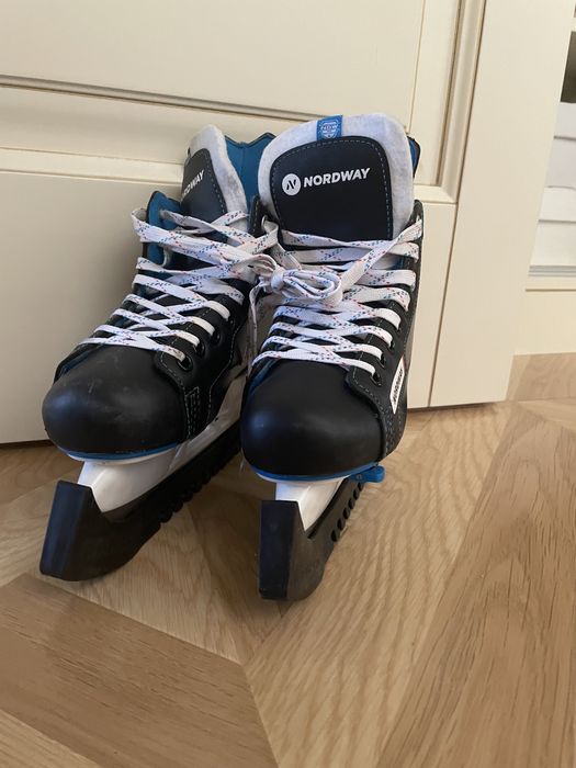 Детские коньки размер 30-33