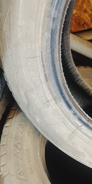 Зимняя резина 225/65/17