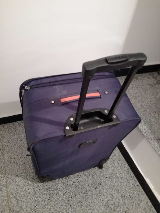 куфар 100литра, LAMBERTAZZI MARY 72CM; с дефект счупено 1 колелце