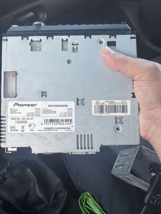 Авто CD Pioneer + трансмитер и флашка