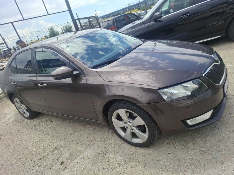 Skoda Octavia 3 an 2014, 2,0 Tdi ,km 300000 reali cu dotari,SCHIMB cu SPRINTER!