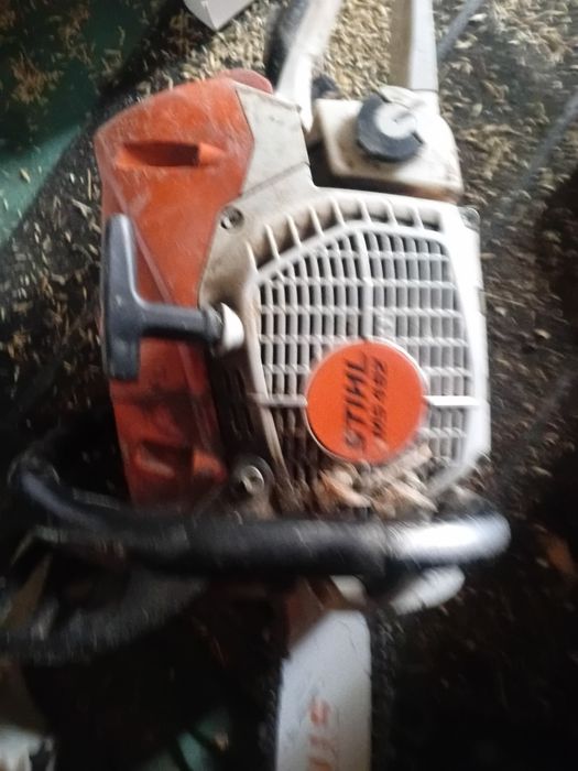 Vând urgent stihl  MS462
